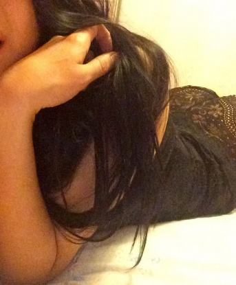 Живу в Москве, и мои услуги станут для тебя незабываемым опытом. Раскрою все тайные желания и фантазии, создав атмосферу полного расслабления и удовольствия. Умею доставлять невероятное наслаждение и привести тебя к оргазму, используя различные техники и игрушки. Я гарантирую конфиденциальность и полную безопасность встречи. Мои клиенты оставляют самые лестные отзывы, ведь я настоящая профессионалка в своем деле. Познакомимся поближе? 🔥💋🌹 11413, 27 лет